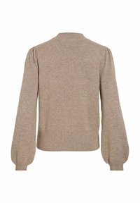 Pull beige en maille à manches longues avec des manches bouffantes, des poignets et un ourlet côtelés, et un col montant court, montré de dos sur fond blanc.