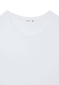 Biała koszulka z krótkim rękawem wykonana z miękkiej bawełny, z okrągłym dekoltem i metką z napisem "TERRANOVA" w rozmiarze "S".