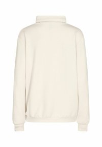Thumbnail Image 6
