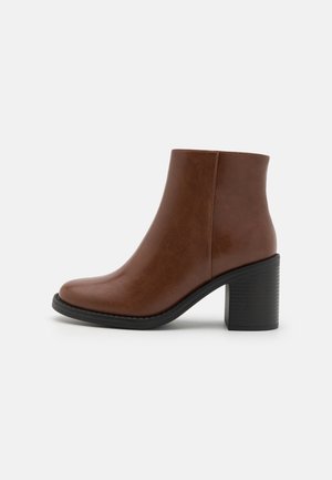 Boots à talons - cognac