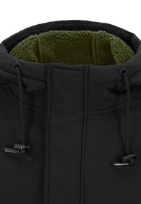 Zwarte jassenkraag met een zachte groene fleece voering. Voorzien van trekkoorden, stikdetails en een merketiket aan de zijkant.