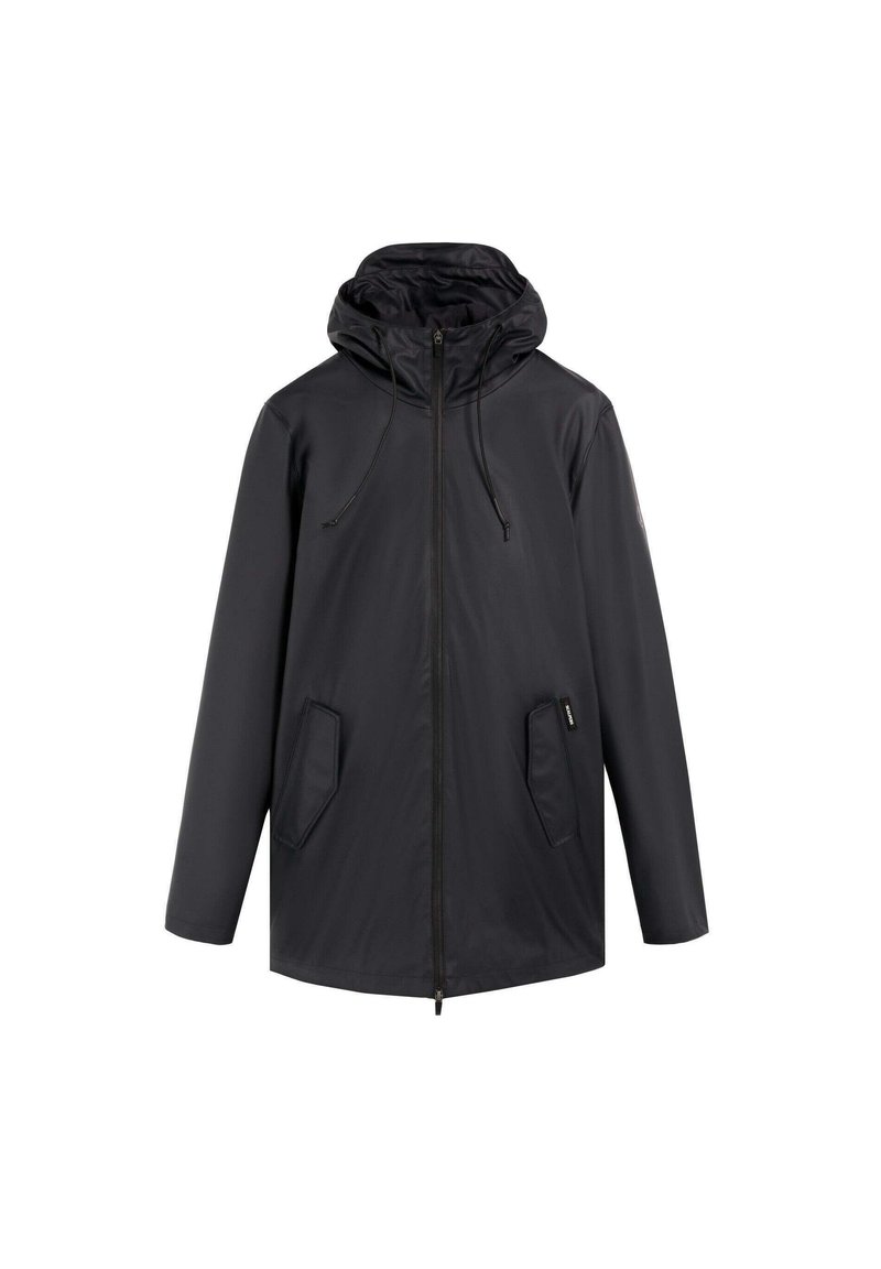 Chaqueta negra con capucha y cremallera frontal, con dos bolsillos inclinados, que incluye cordones en la capucha y un diseño elegante y minimalista.