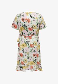 Odabrano, cloud dancer