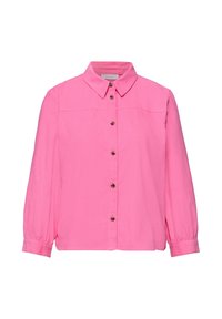 Blouse rose à manches longues, col pointu, fermeture boutonnée à l'avant, et poignets légèrement froncés.
