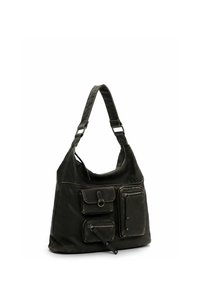 Bolso de hombro de cuero negro con múltiples bolsillos, incluyendo uno con cremallera y solapa. Cuenta con correa ajustable y acabado texturizado.