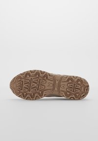ASICS SportStyle Sneakers - brown