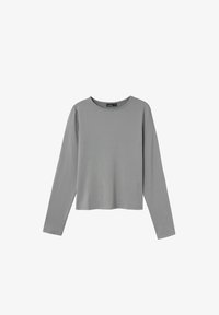 Unselected, sharkskin