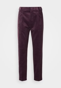 Pantalon en velours côtelé violet avec une coupe droite, présentant des plis sur le devant, des poches latérales et une texture lisse. L'ourlet se termine au-dessus de la cheville.