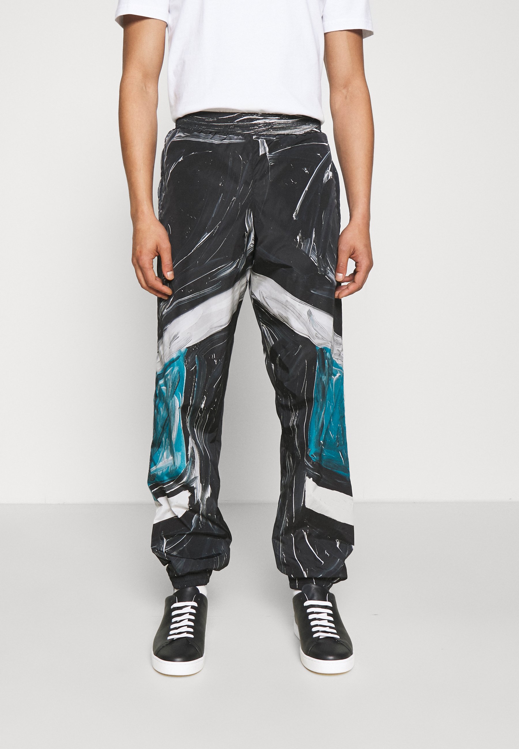 moschino pants