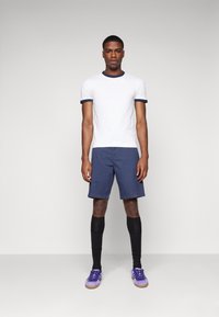 GAP ESSENTIAL SHORT - Shorts - vintage navy