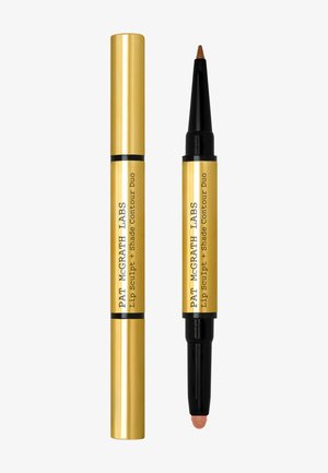 Duale Lippenkonturen- und Schattierungsstift in Gold und Schwarz, mit einer Kappe an einem Ende und an dem anderen Ende eine braune Bleistiftspitze sowie einen Schwammapplikator.