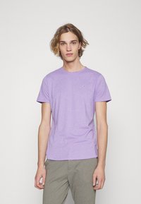Tommy Jeans SLIM JASPE CREW NECK - T-shirt básica - violet viola