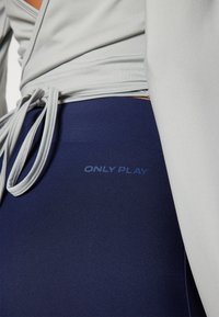 ONLY Play ONPNINNA-1 JAZZ TRAIN  - Tajice - maritime blue