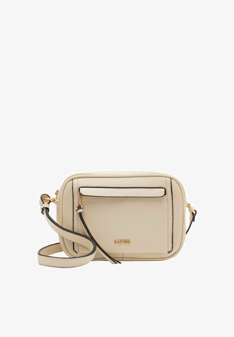 Bolso de cuero cruzado beige con un acabado texturizado, acentos negros, herrajes dorados y un bolsillo delantero con cremallera. Se incluye una correa ajustable.