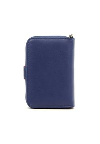 Ritstas in donkerblauw leer, rechthoekige vorm met een gladde textuur en afgeronde hoeken, voorzien van een klein handvat aan de zijkant voor gemakkelijk dragen.