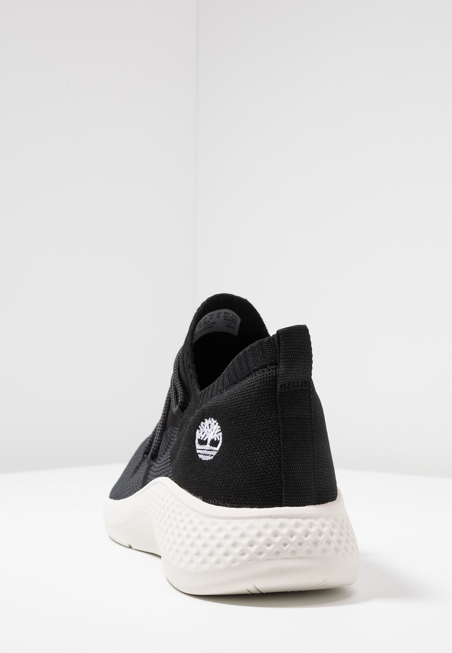 timberland flyroam go basket timberland flyroam go basket
