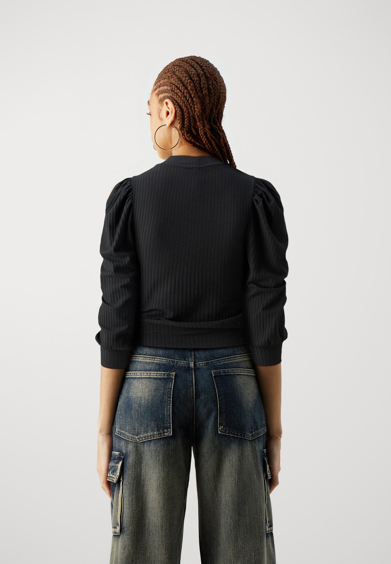 ONLNELLA HIGHNECK
