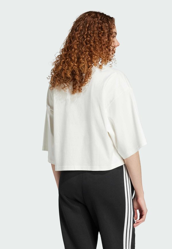 CITY ESCAPE LOOSE TEE - Long sleeved top3