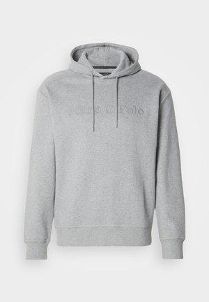 Siva kapuca iz mešanice bombaža, z naramnicami na kapuci in embossed logotipom spredaj, z rebrastimi manšetami in robom.