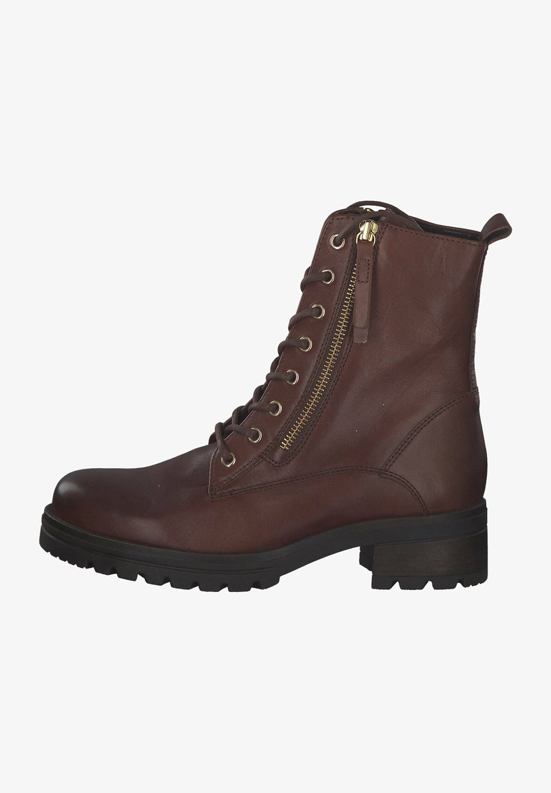 Bota de tobillo de cuero marrón con puntera redondeada, cordones en la parte delantera y cremallera lateral. Cuenta con una suela texturizada y un tacón de bloque bajo.