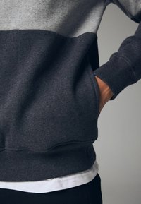 Next BLOCK MARL - REGULAR FIT - Hættetrøje - black