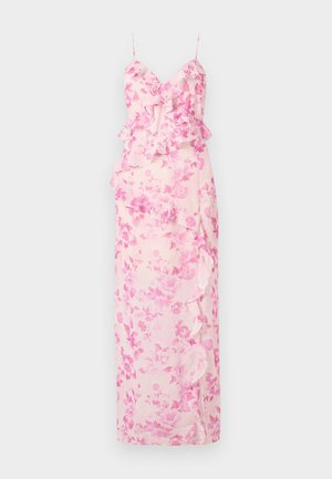 Vestido maxi floral em tecido rosa claro, com detalhes em babados ao longo do corpete e das laterais, e alças finas ajustáveis.