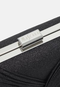 Mascara CROSS KNOT - Pisemska torbica - black