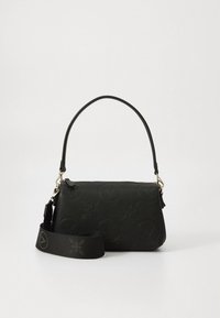 Juoda rankinė iš tekstūruotos odos, su trumpa rankena ir nuimama petneša, papuošta įspaustais gėlių ir logotipo raštais.