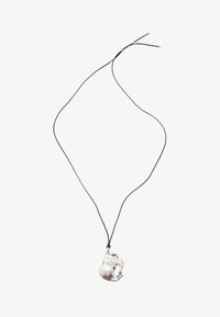 Ausgewählt, silver-coloured