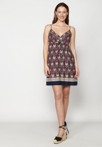 Koroshi SUMMER HIGH - Freizeitkleid - black
