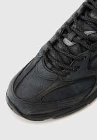 Lacoste STORM 96 - Tenisice - black
