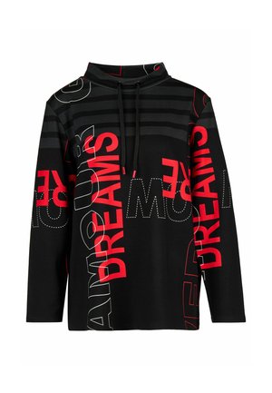 Zwarte hoodie met lange mouwen, horizontale donkergrijze strepen en rood-witte vetgedrukte tekst met "DREAMS" en "AMOUR" op de voorkant en mouwen.
