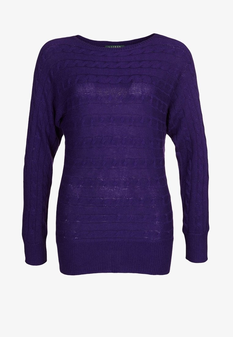 Pull violet en maille torsadée à manches longues avec col rond, poignets et ourlet côtelés, présentant un motif en tricot texturé sur toute la surface.