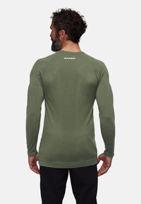 Mammut TRIFT LONGSLEEVE MEN - Unterhemd/-shirt - marsh