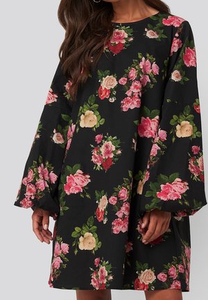 Hverdagskjole - black