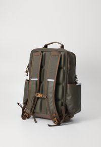 The North Face BASE CAMP DAYPACK UNISEX - Nahrbtnik - new taupe green/smokey brown/utility brown