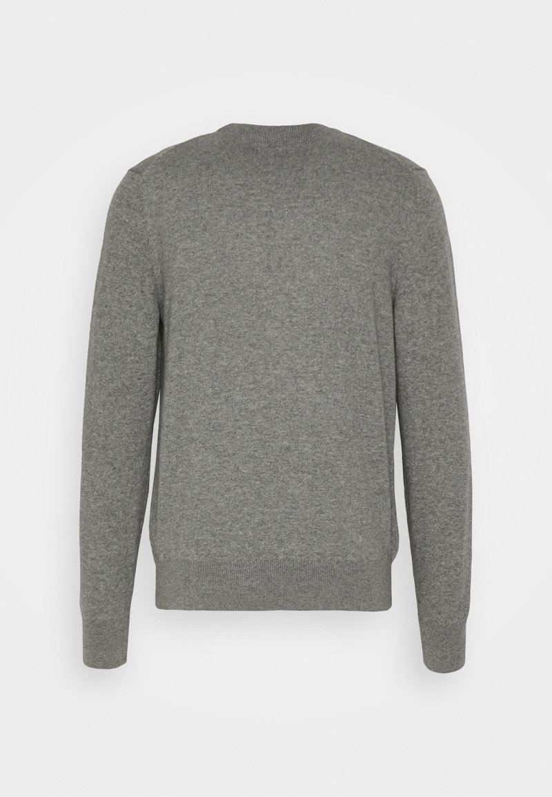 grey crewneck sweater