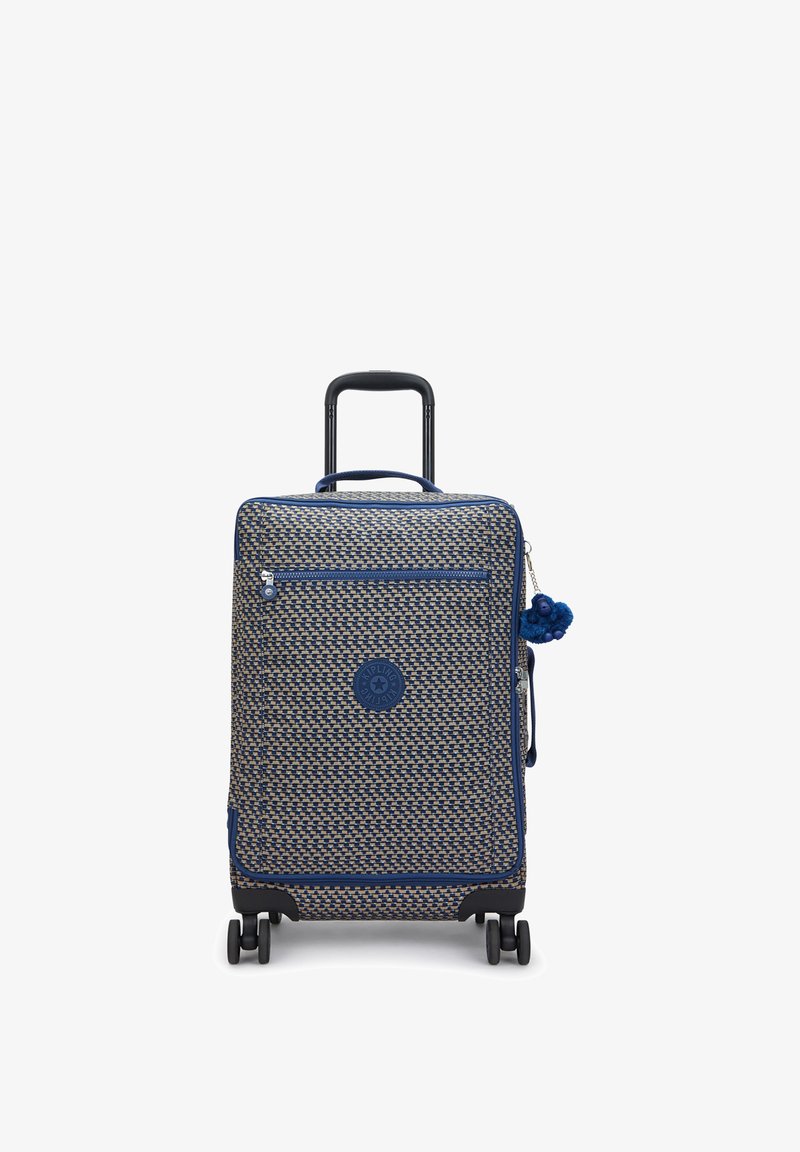Valise à roulettes avec un motif tissé bleu et beige, comprenant une poche avant zippée, des accents bleus et un pompon décoratif bleu.