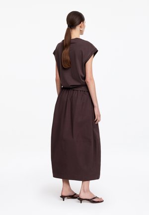 Rang 6: ARKET - MIDI - Suknja A kroja