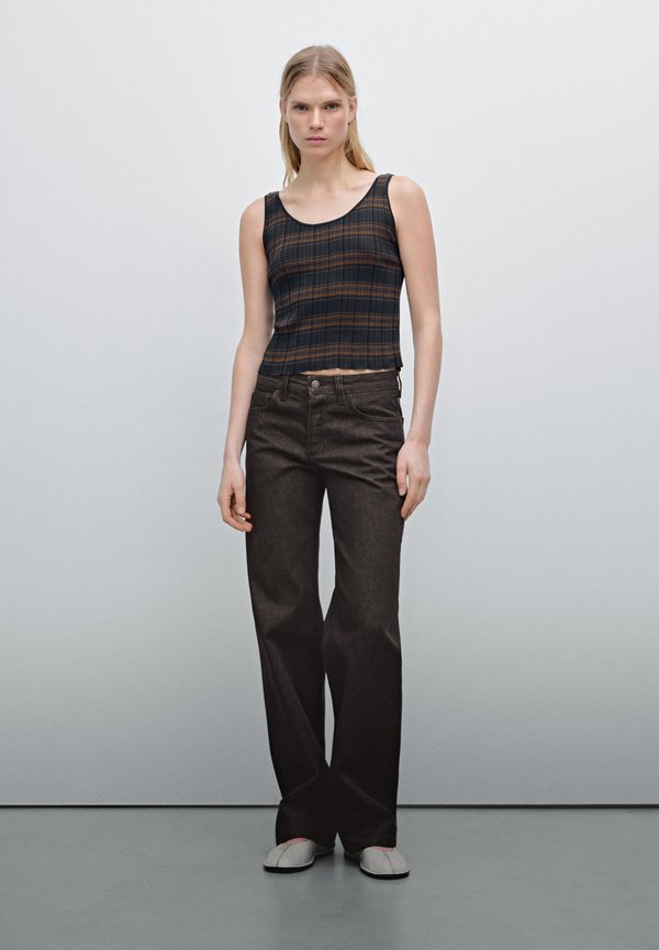 WIDE-LEG MID-RISE - Wide Leg