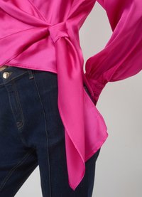 Calliope CROISÉ AVEC CEINTURE - Camicetta - violet