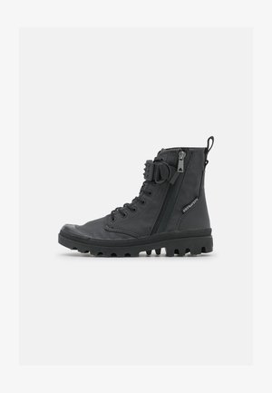VEGAN PAMPA OFFICER - Snörstövletter - black