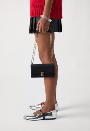 DECO PEBBLED MINI FLAP CHAIN - Sac bandoulière - black