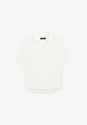 Weißes Polohemd mit kurzen Ärmeln, Kragen, kurzer Knopfleiste und leicht abgerundetem Saum.