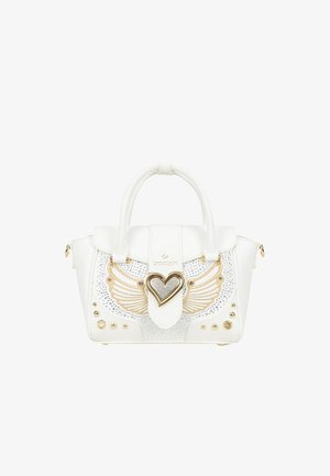 Borsa bianca con decorazioni a forma di ala in oro, una chiusura centrale a forma di cuore e piccoli borchiette dorate sulla parte anteriore.