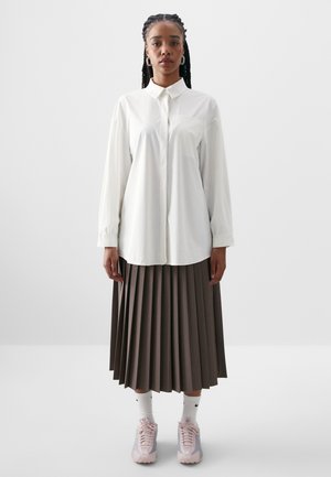 PERFECTSTRETCH - Nööpidega pluus - sail light bone