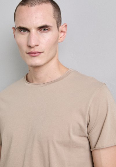 Filippa K ROLL NECK TEE - Jednoduché tričko - faded khaki