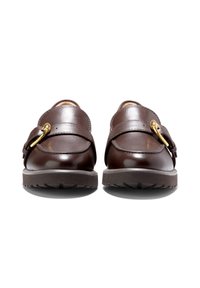 Bruna läder loafers med rund tå, som har en guldfärgad hårdvarudetalj, vadderad krage och stabila gummisulor.