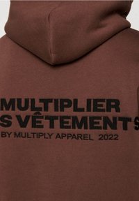 Multiply Apparel Mikina s kapucí - dark brown