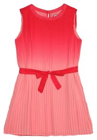 Punaiseen ja vaaleanpunaiseen liukuvärjätty laskostettu mekko, jossa on hihaton malli ja punainen vyö vyötäröllä. Sileä, kevyt kangas.